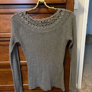 Willi Smith Gray Crochet Knit Top